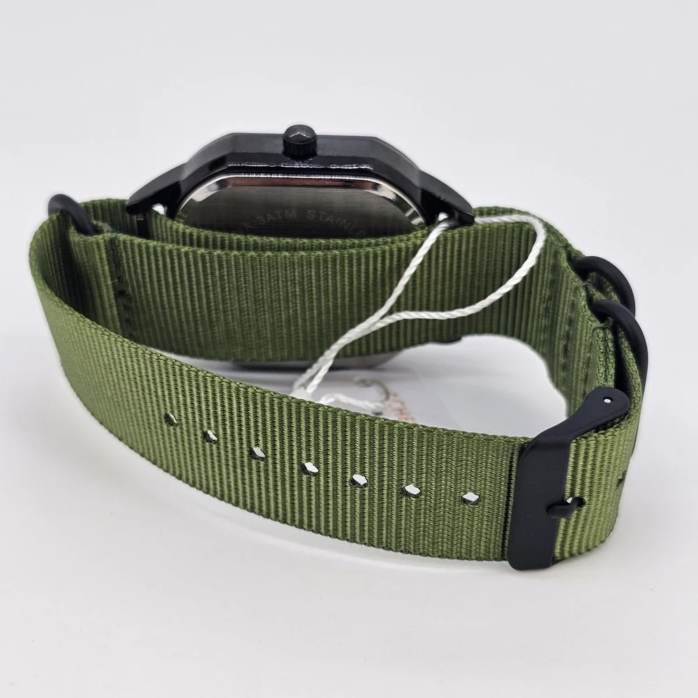 Men's Watch‎ 42MM Black Dial Black Case Date Army Green Canvas Band New Battery