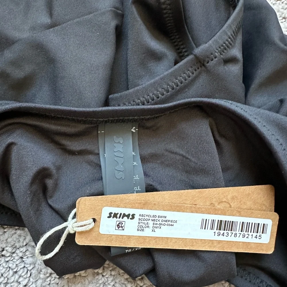 SKIMS scoop neck