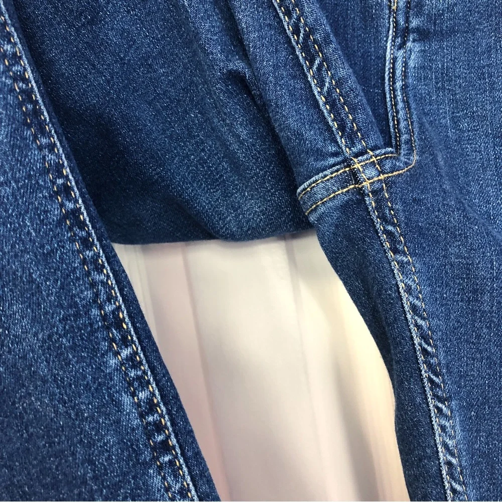 River Island river island