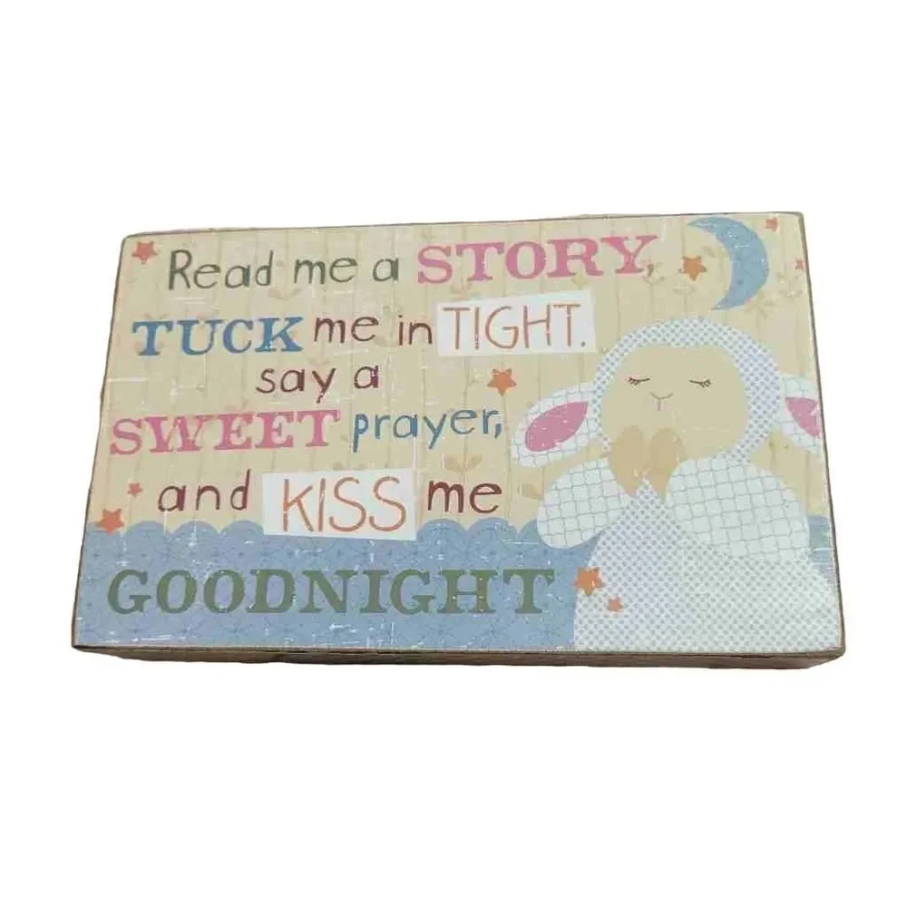 Praying lamb wall art 8x5