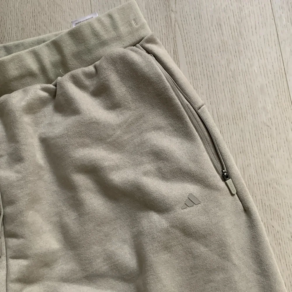 Adidas‎ Unisex One VLR ST Basketball Pants sz LGray Elastic Waist Zip Pockets