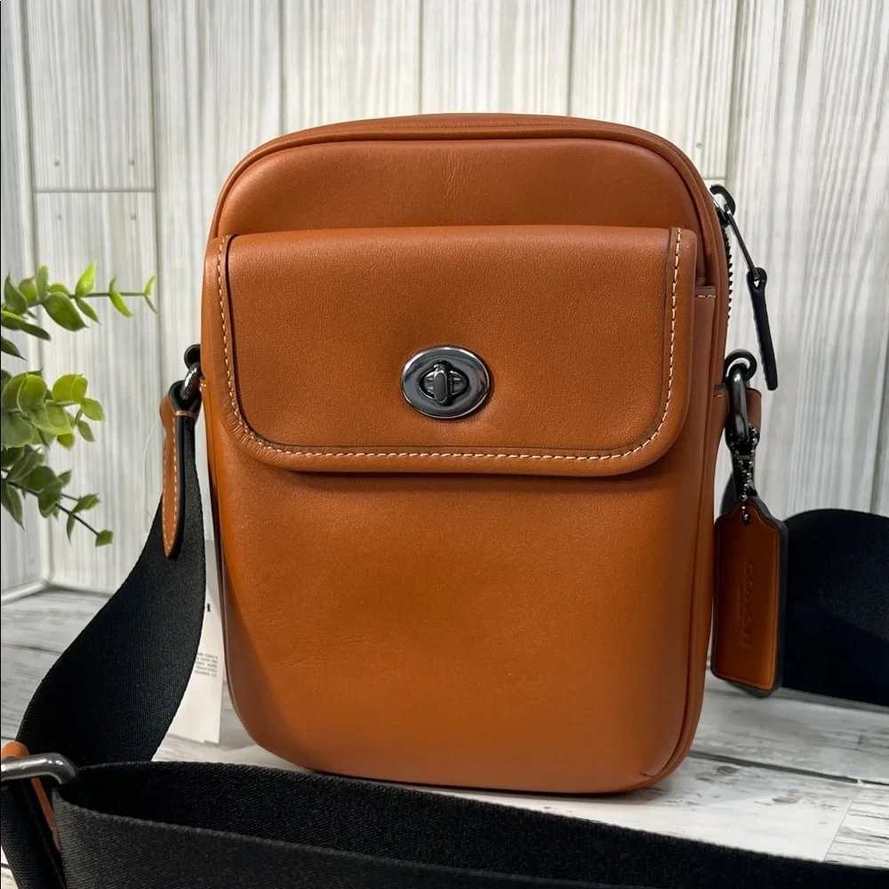 Coach new tag