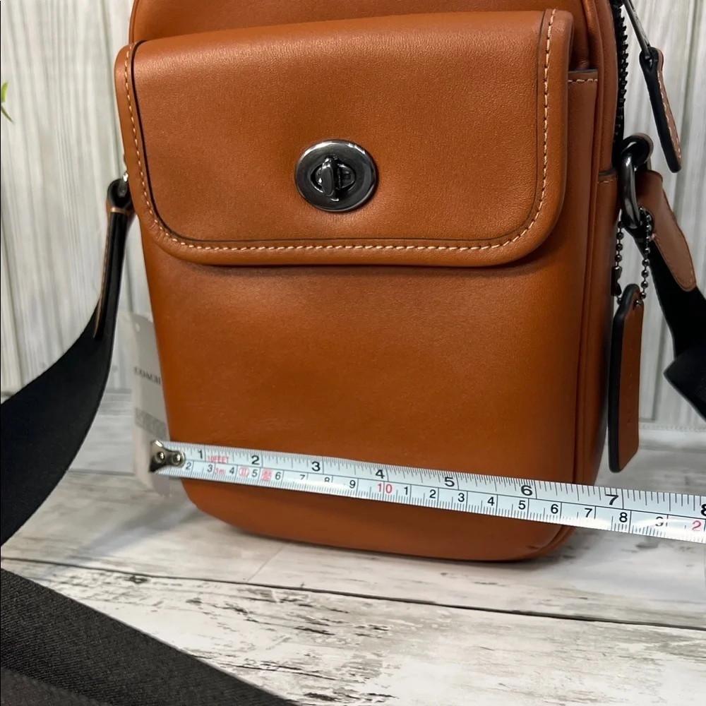 Coach new tag
