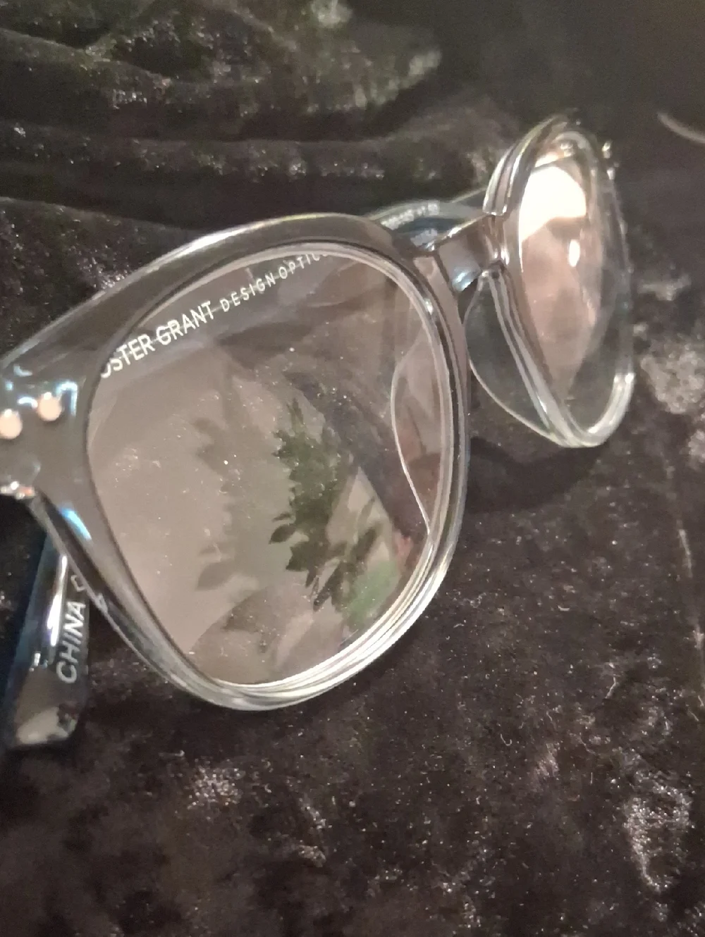 Foster Grant Clear Gray Round Frame Glasses