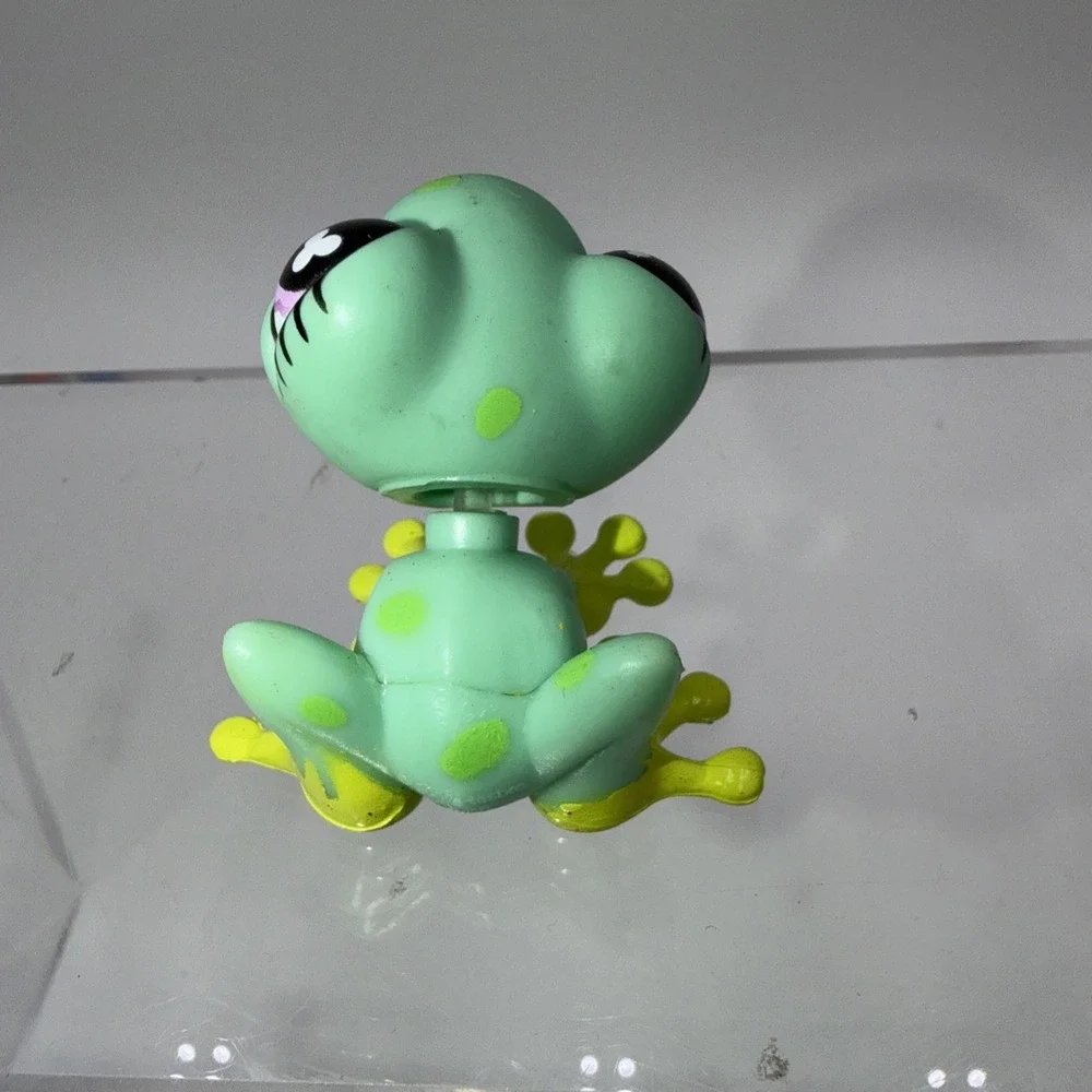 Hasbro littlest pet