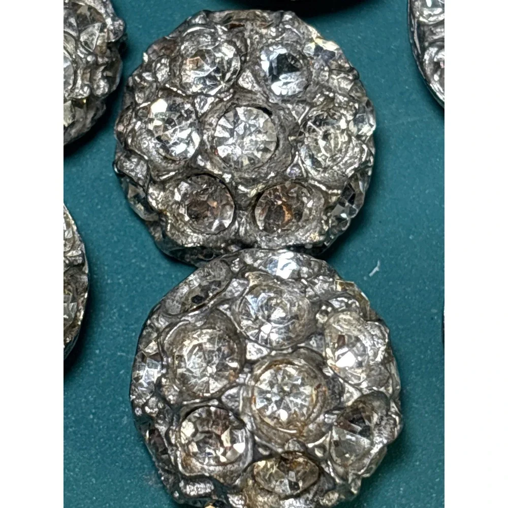 N/A antique round