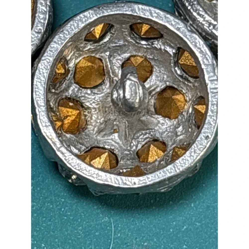 N/A antique round
