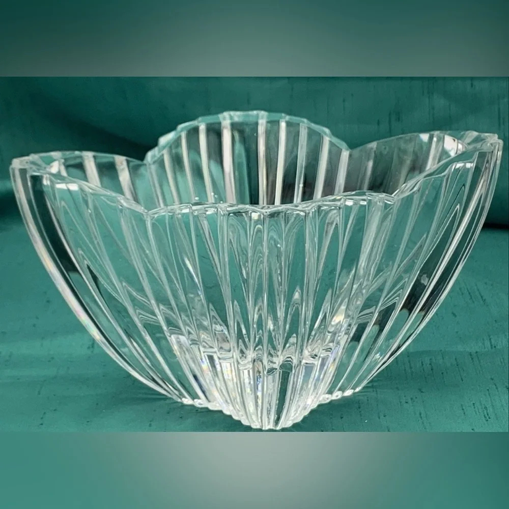 Vintage Crystal Glassware Mikasa Lydia Tulip Dish Elegant Home Decor Clear Glass