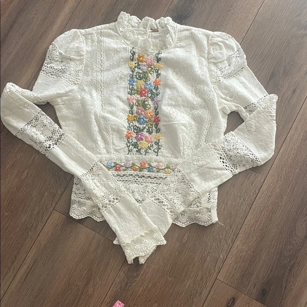 Free People excellent missing