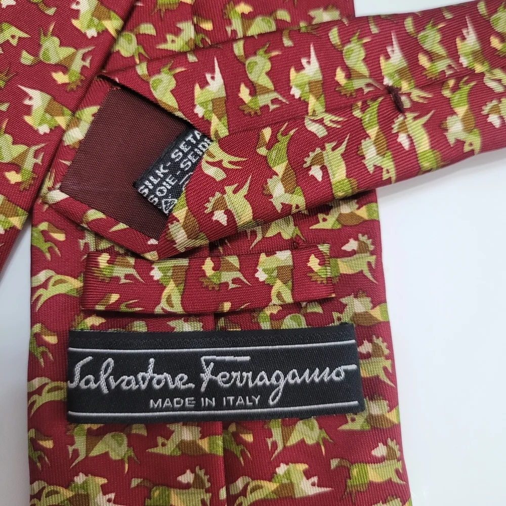 Salvatore Ferragamo Red and Yellow Men's Tie with horse Silk 100% Made In Italy