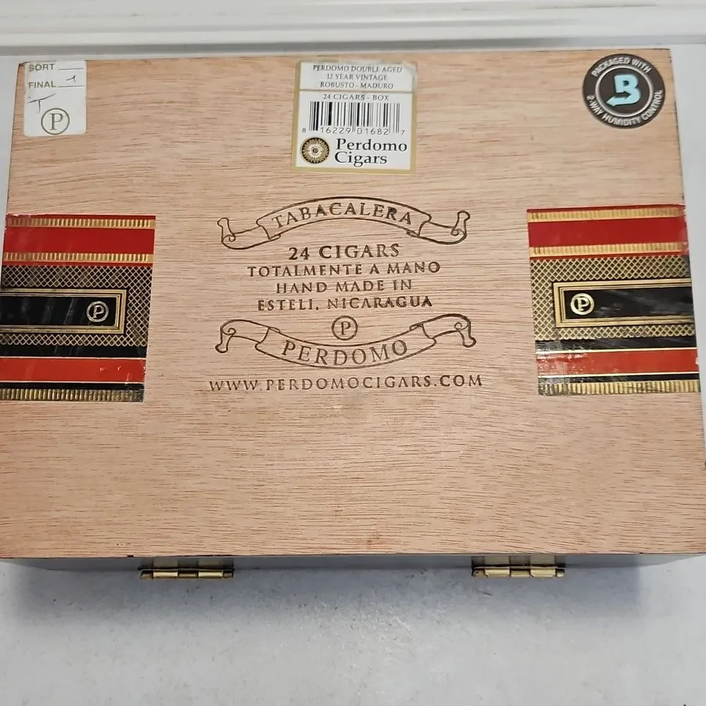 Perdomo Double Aged Vintage EMPTY Cigar Box For Crafts Or Storage
