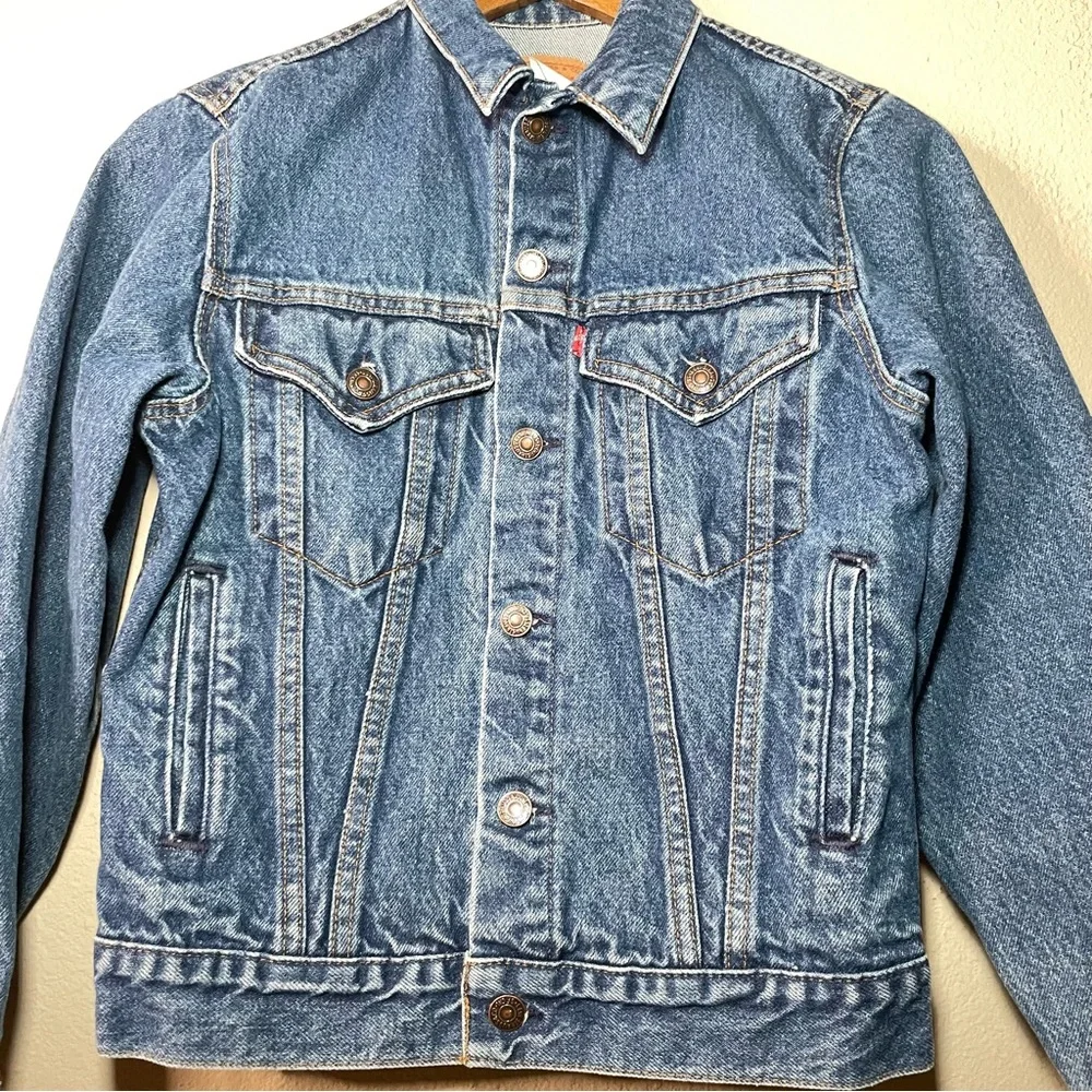 Vintage Boy/Girl Levi’s Medium Wash Denim Jean Jacket‎ Size 16 Made In U.S.A