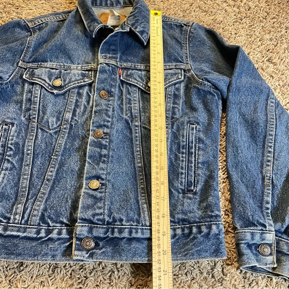 Vintage Boy/Girl Levi’s Medium Wash Denim Jean Jacket‎ Size 16 Made In U.S.A