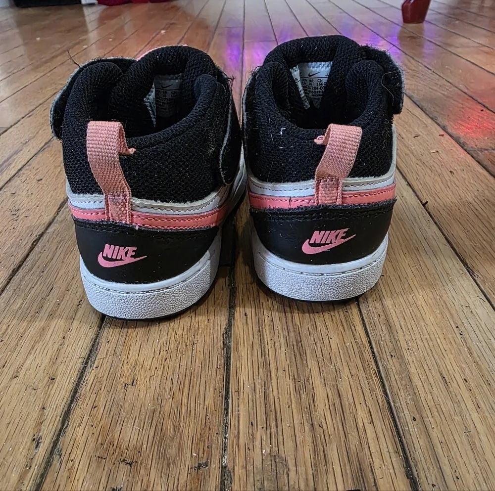 Nike sneakers kids