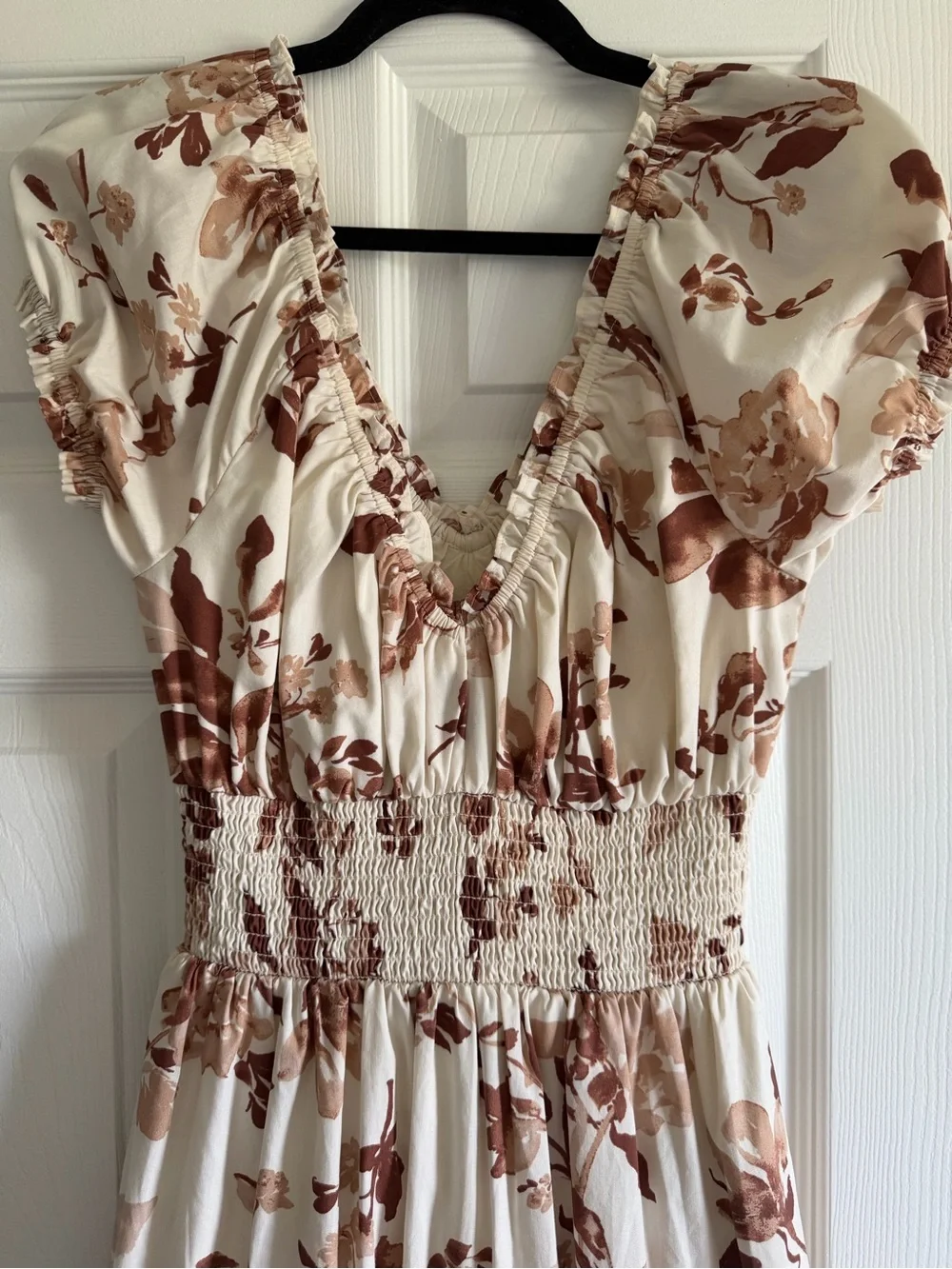 Abercrombie & Fitch lightweight ivory