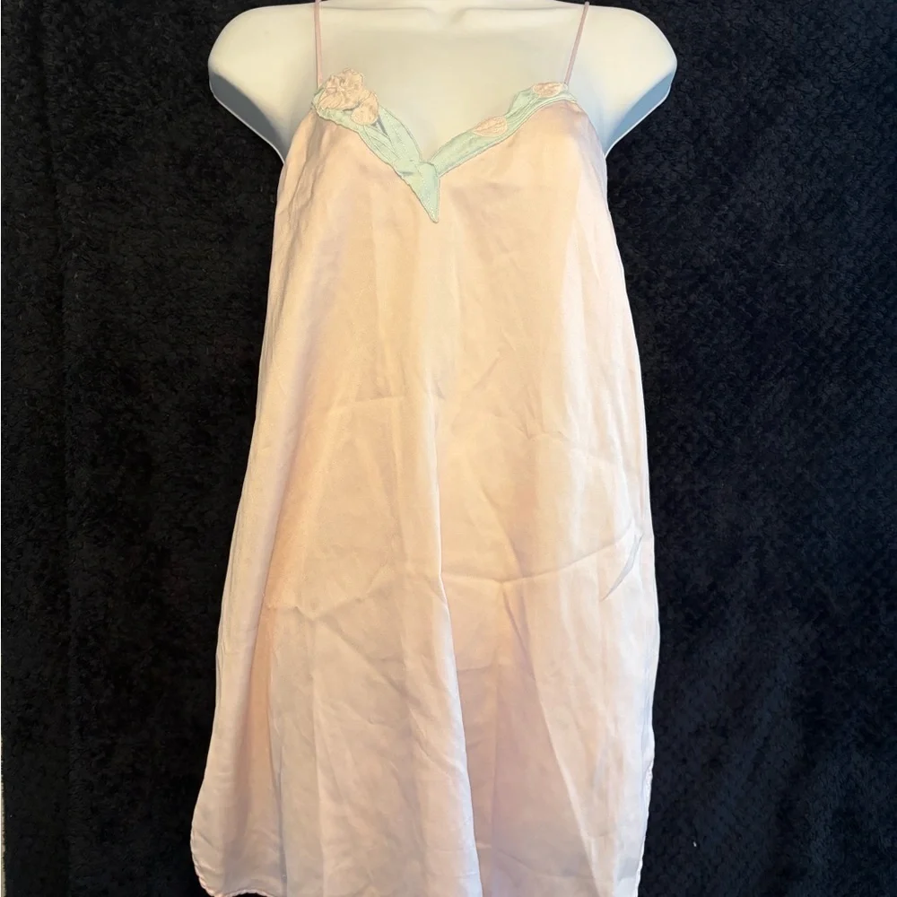 Vintage 60's Pink Nightgown with Floral Detail