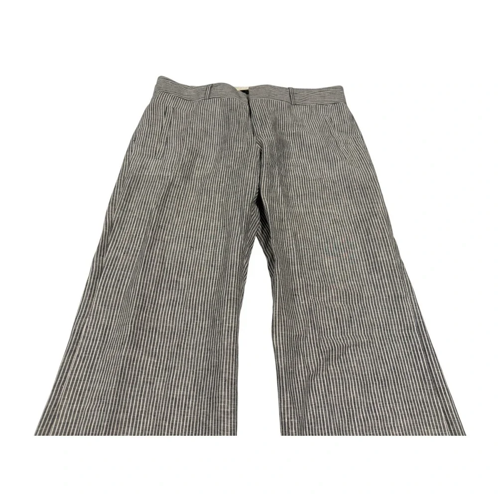 Banana Republic excellent
