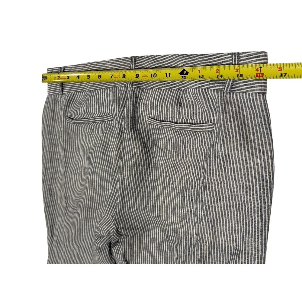 Banana Republic excellent