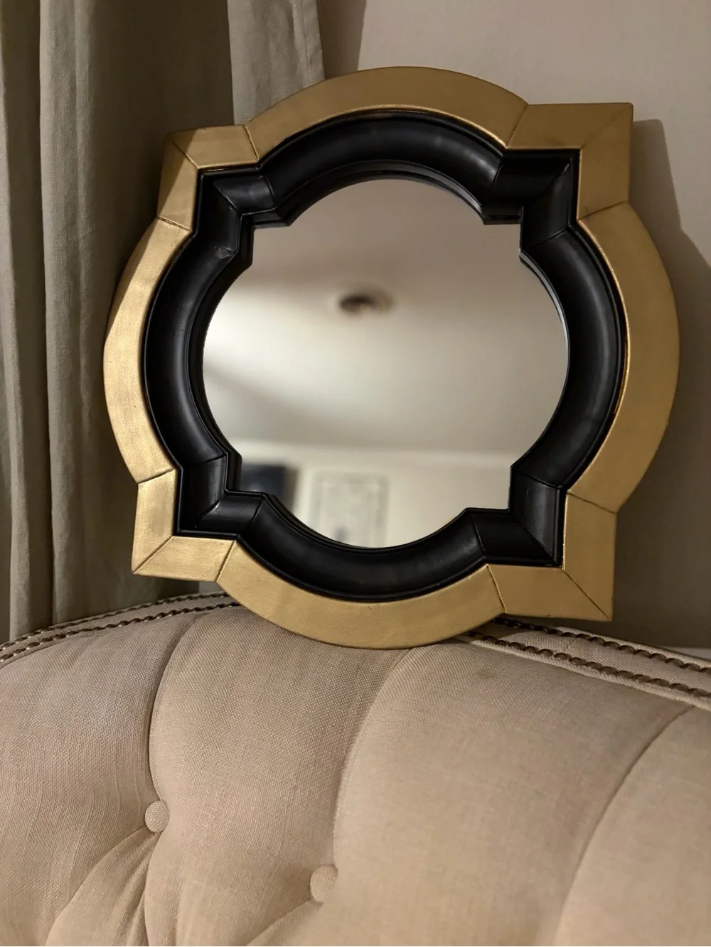 N/A elegant gold