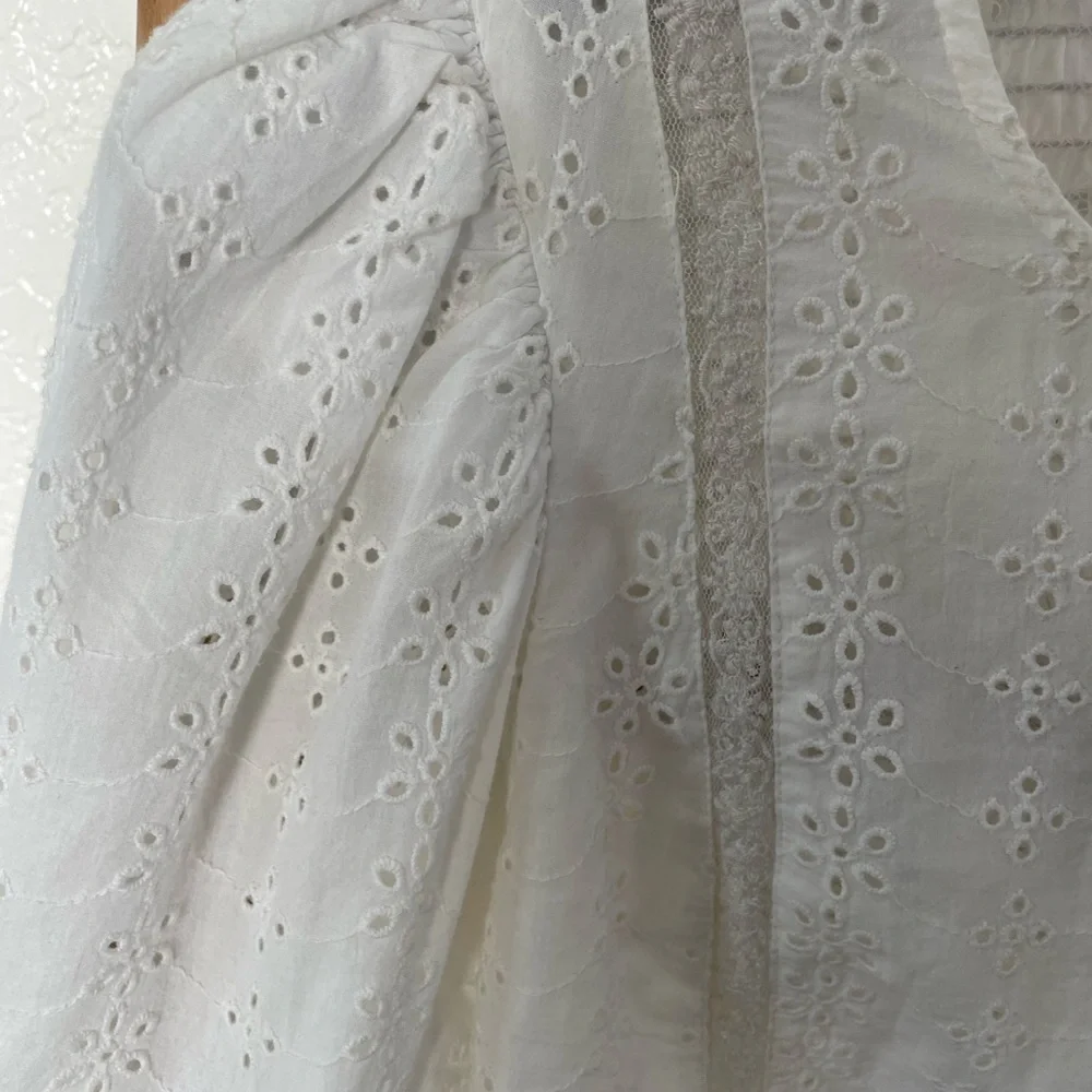 Zara delicate eyelet