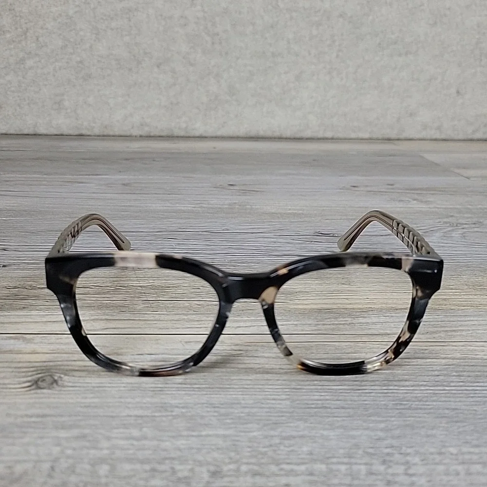 Kirklands signature tortoise