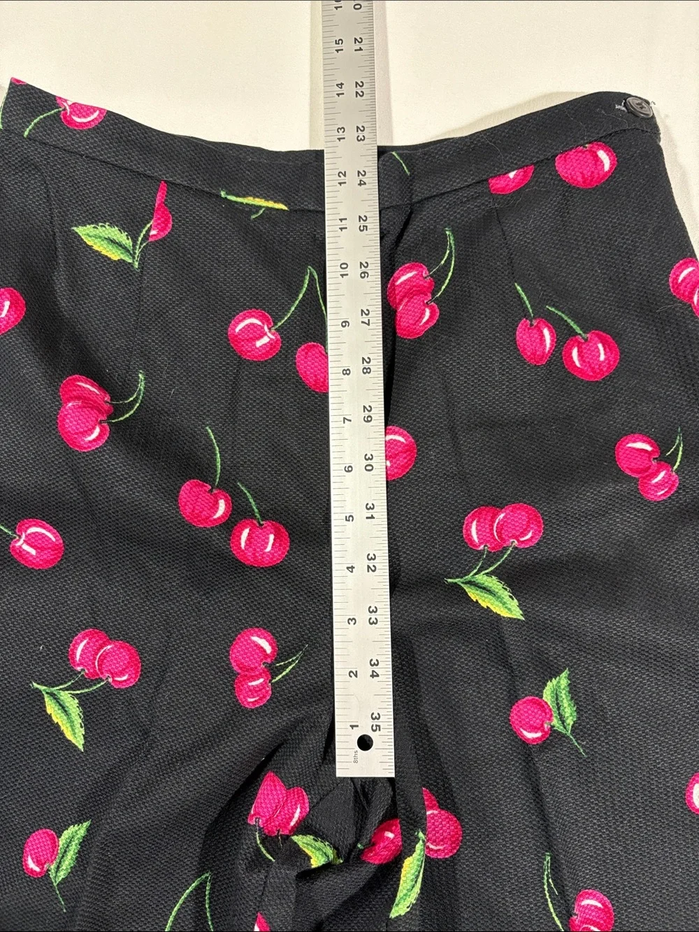 Briggs New York capris pants