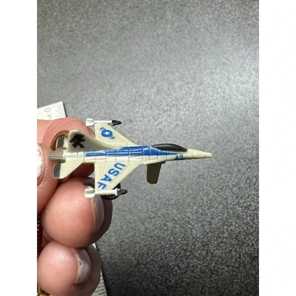 The Unbranded Brand vintage usaf