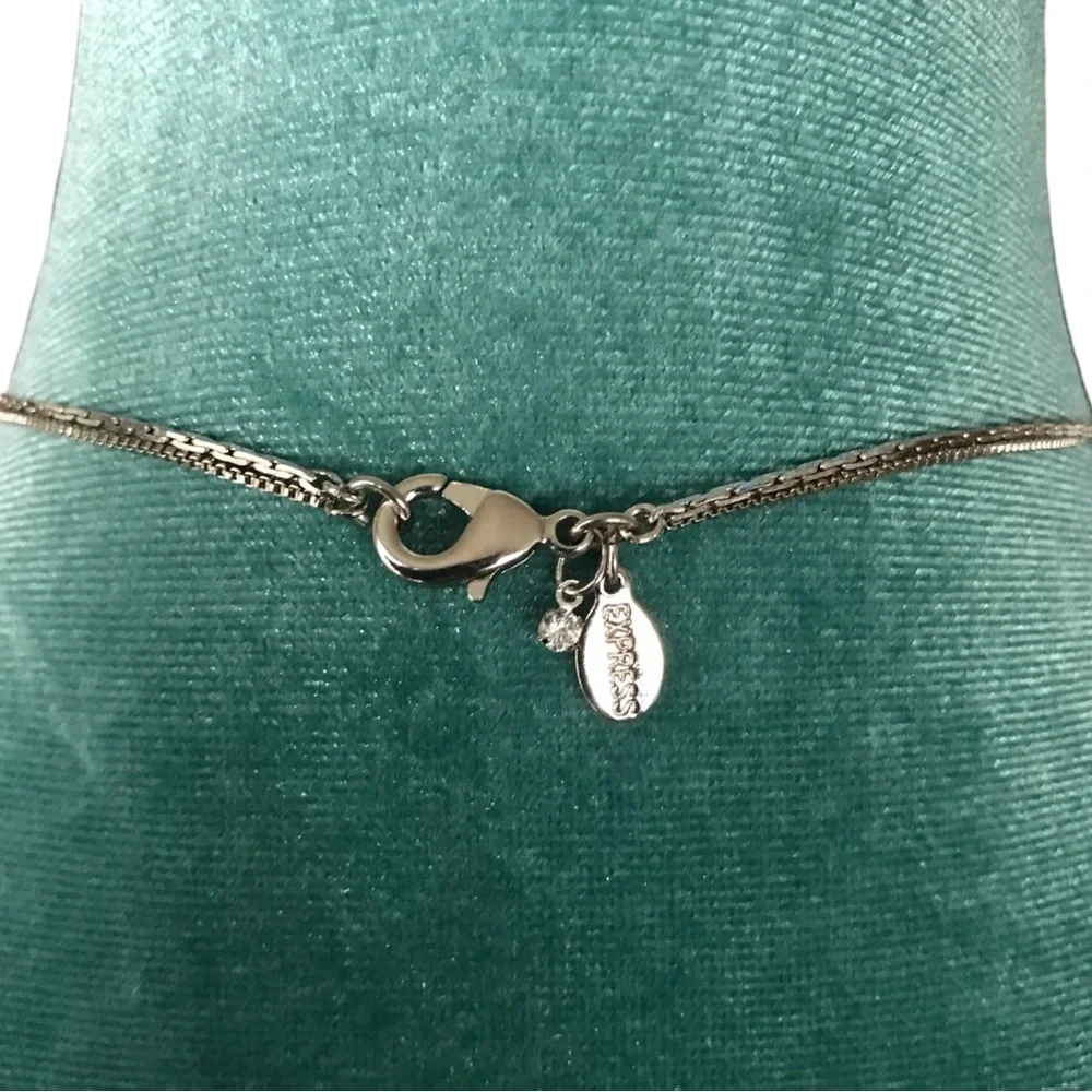 Express this elegant
