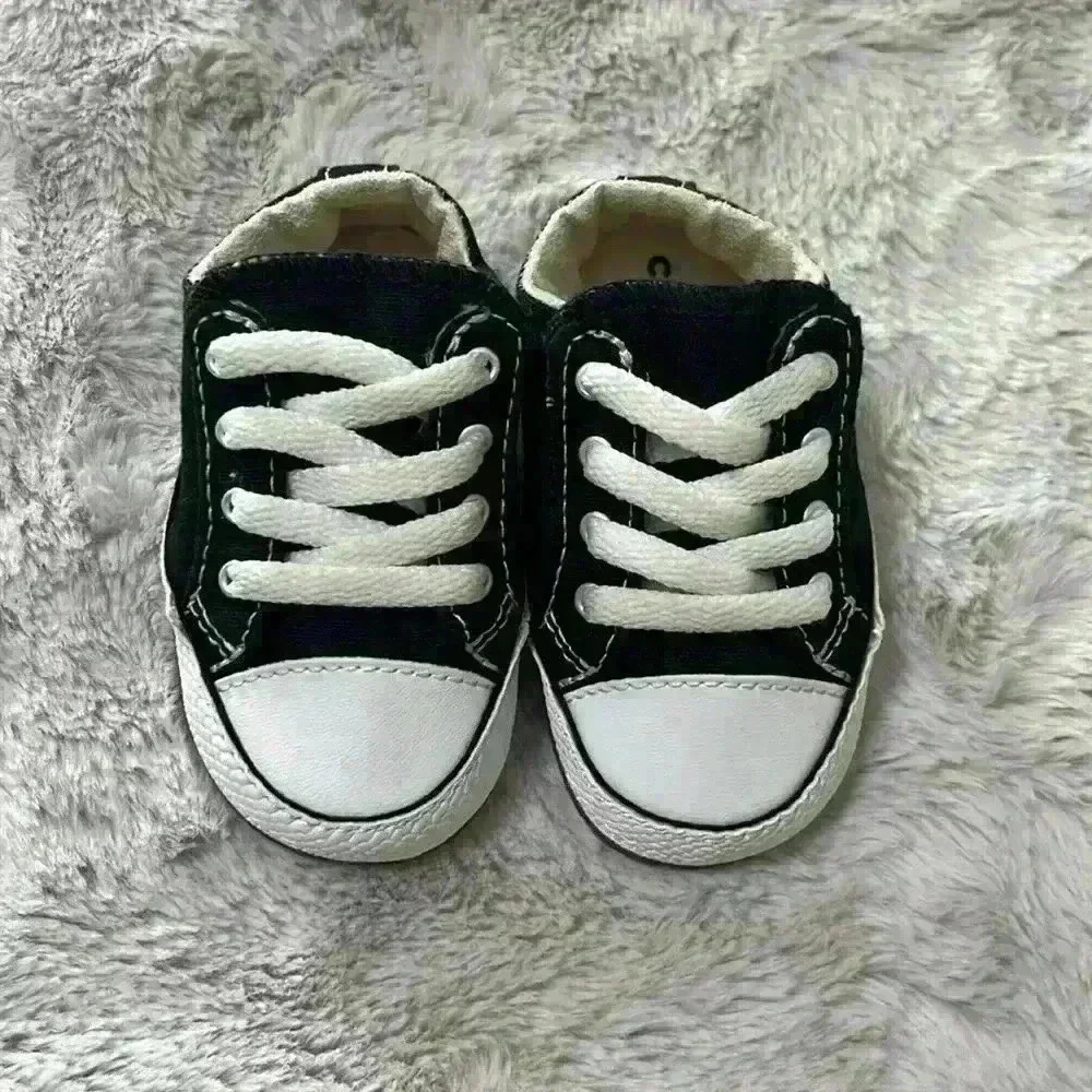 Baby converse