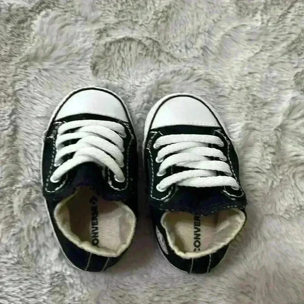 Converse baby size