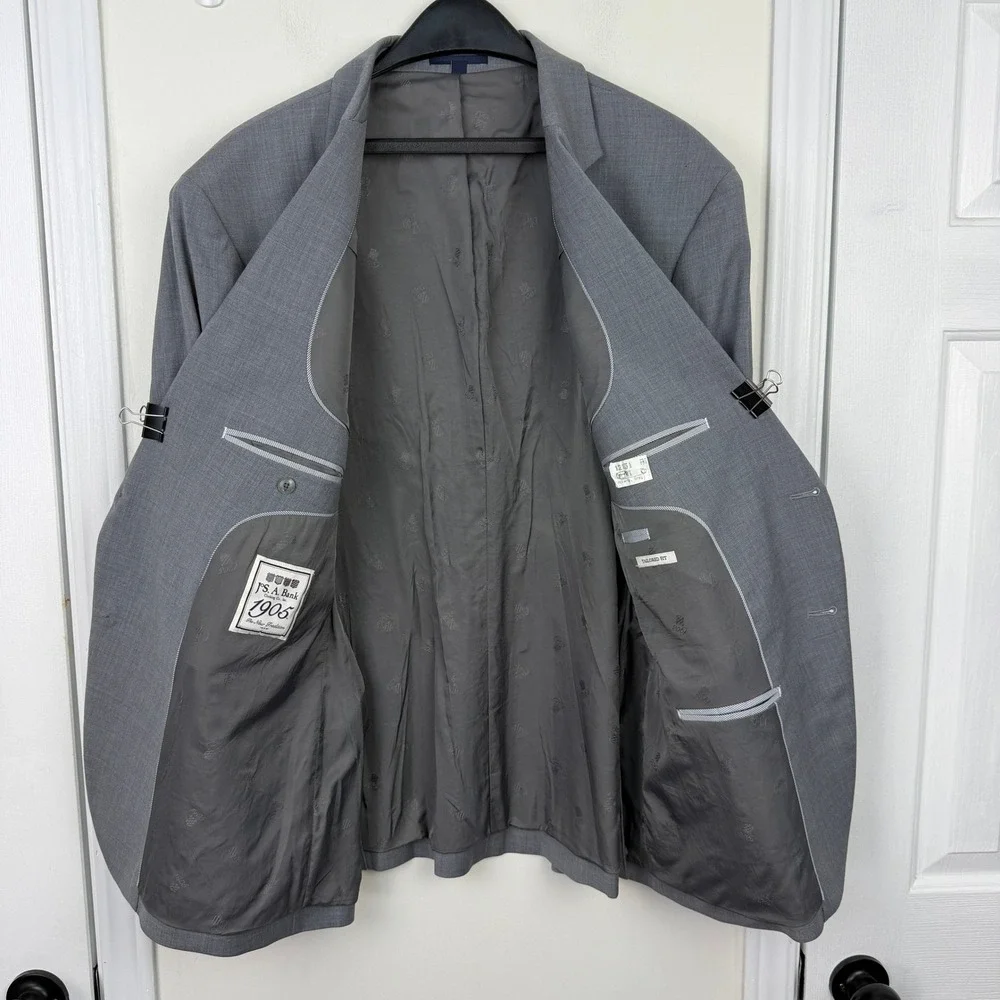 Jos. A. Bank classic men