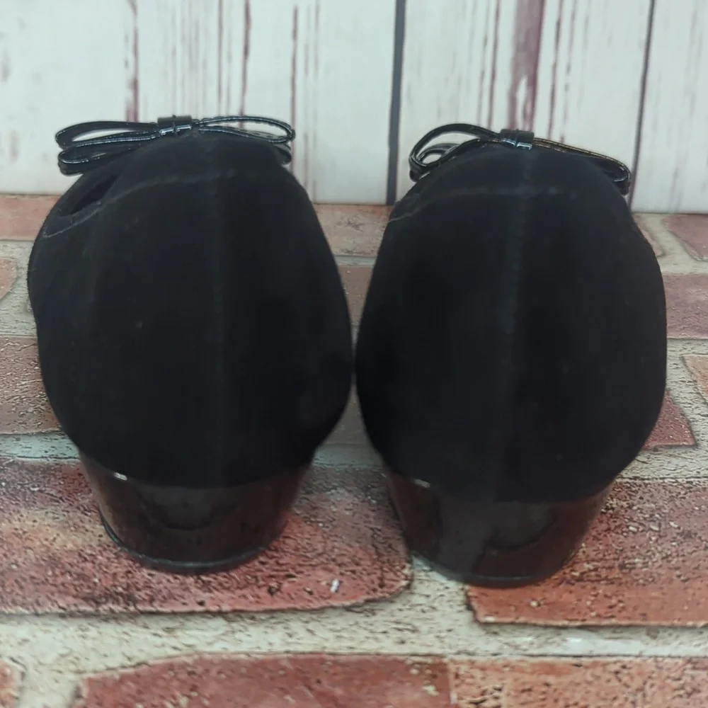 The Tulane Black Suede Super Slim Size 8.5 Narrow Foot by‎ Ros Hommerson