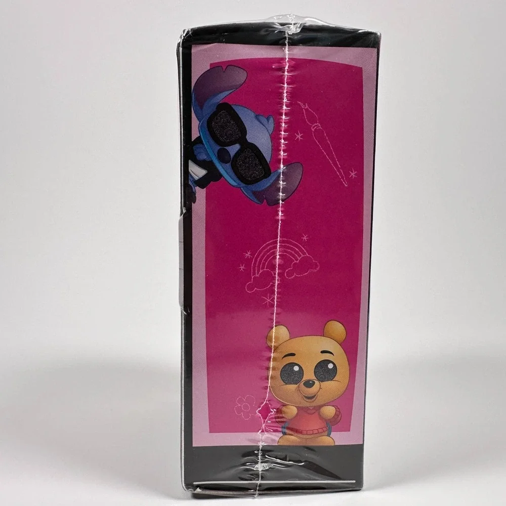 N/A locker winnie surprise