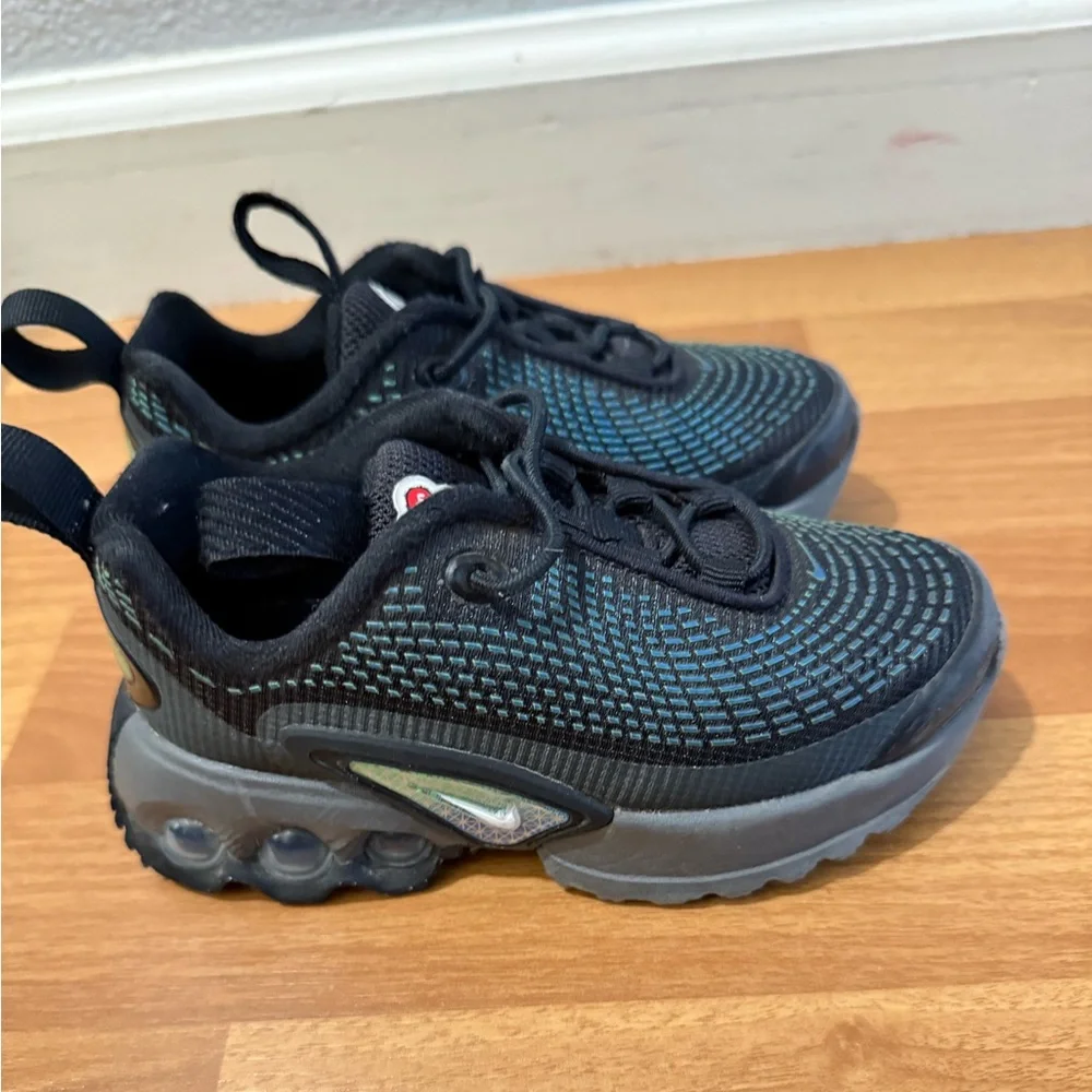 Nike lightweight like