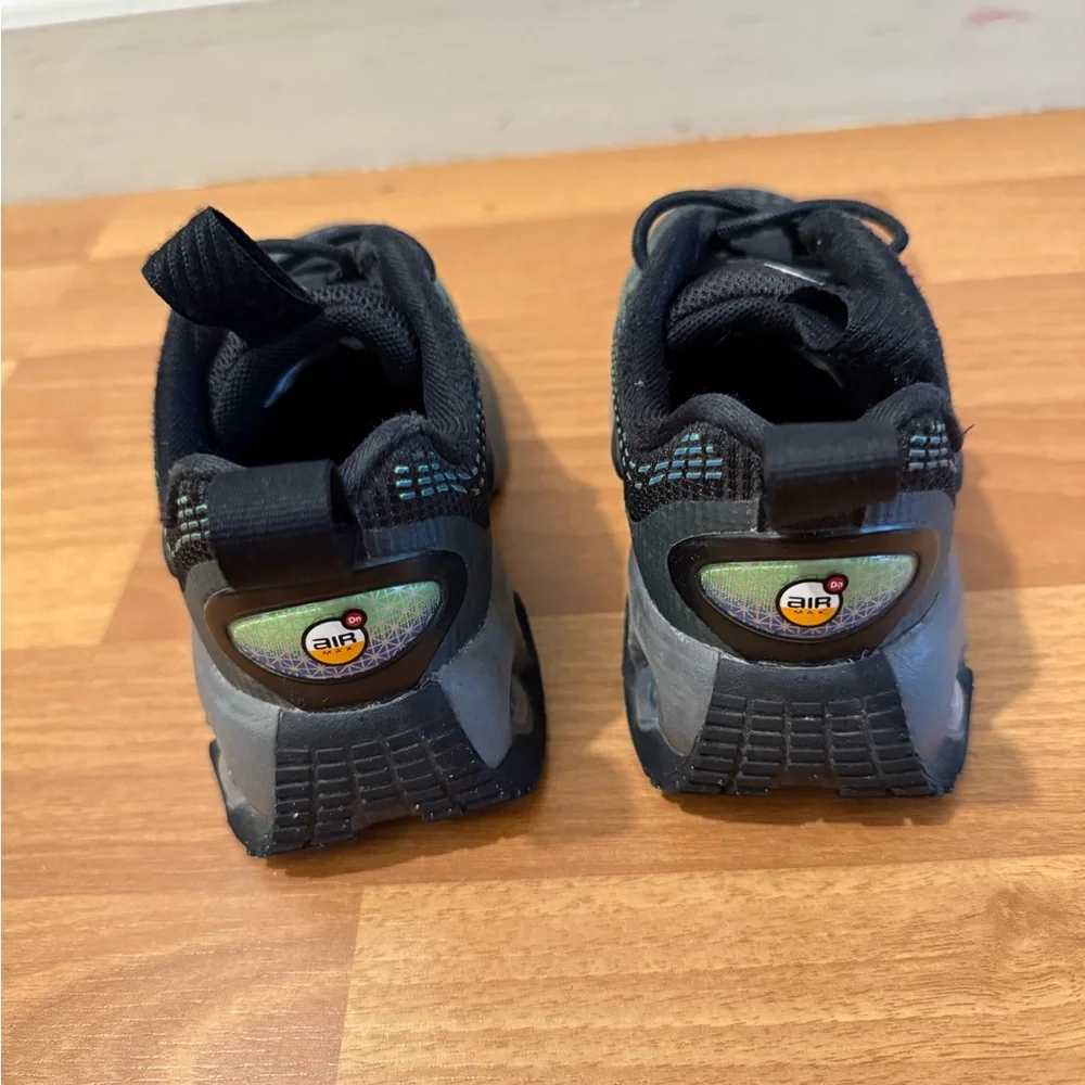 Nike lightweight size