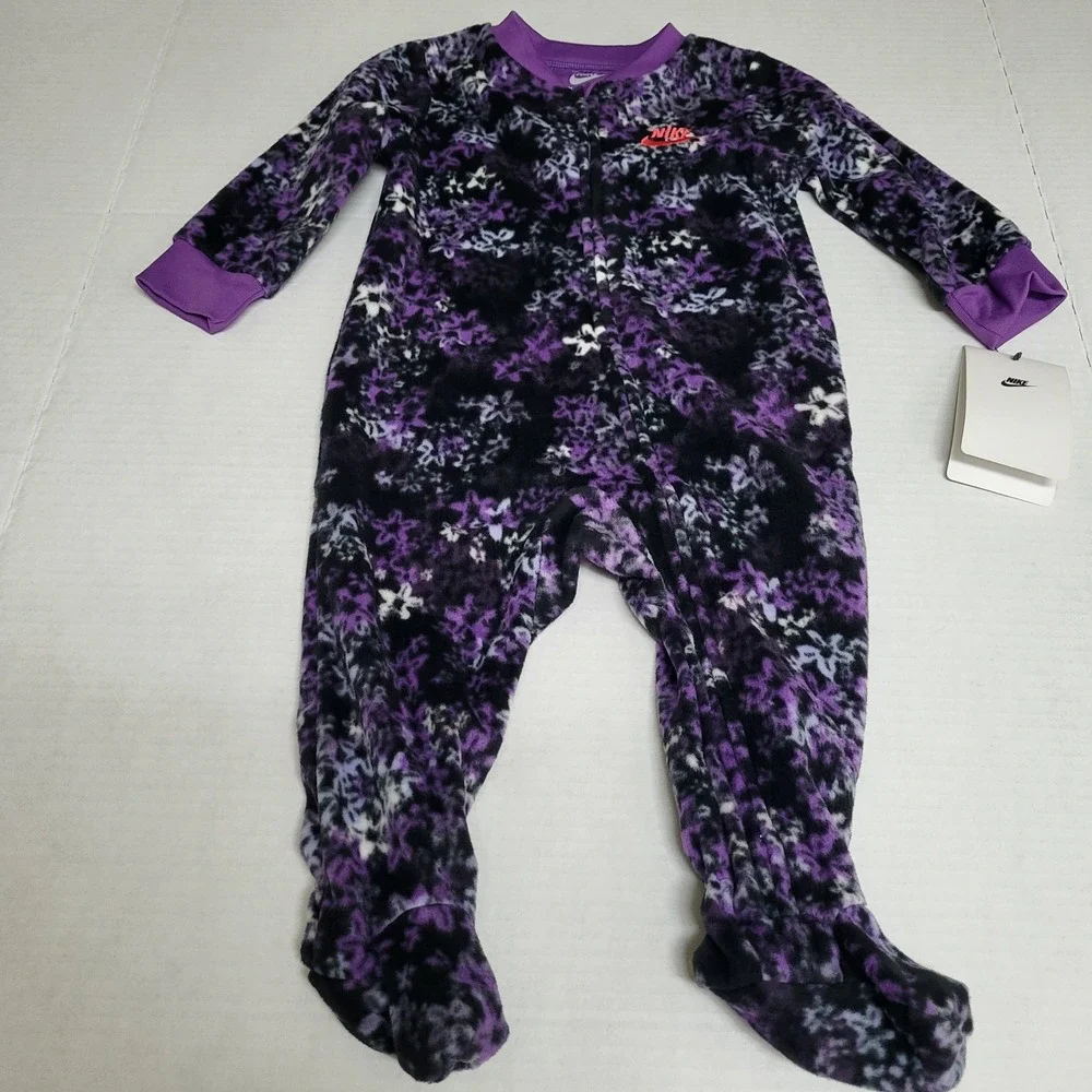 Nike cozy baby