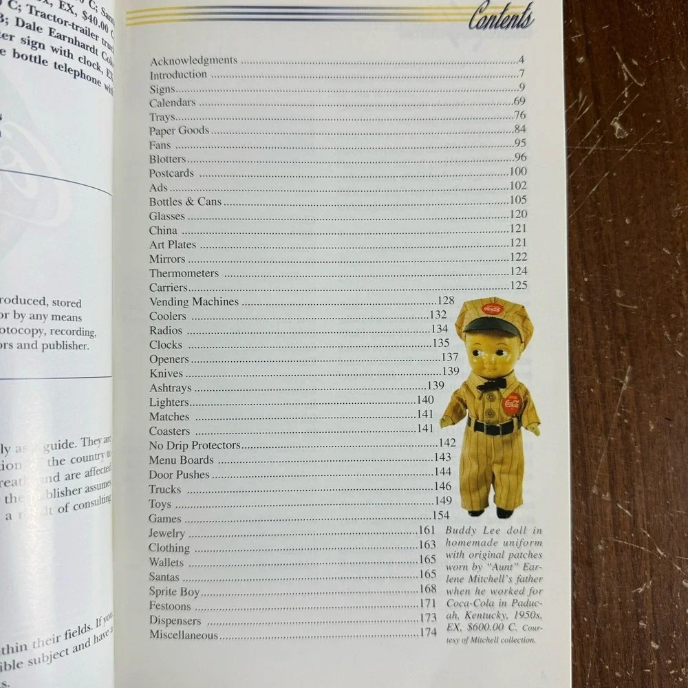 Pocket Guide to Coca-Cola B.J. Summers 2004 Identification‎ Book