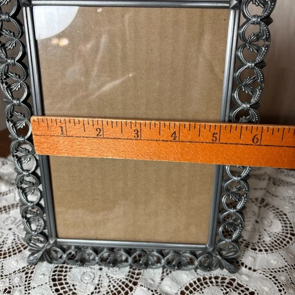 Malden elegant frame