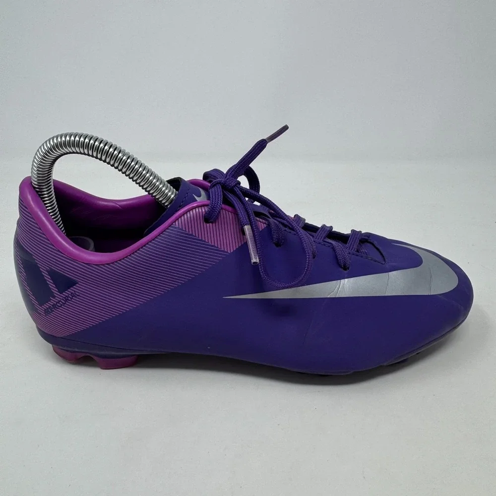 Nike description cleats