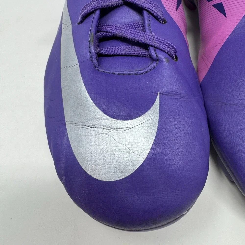 Nike description cleats