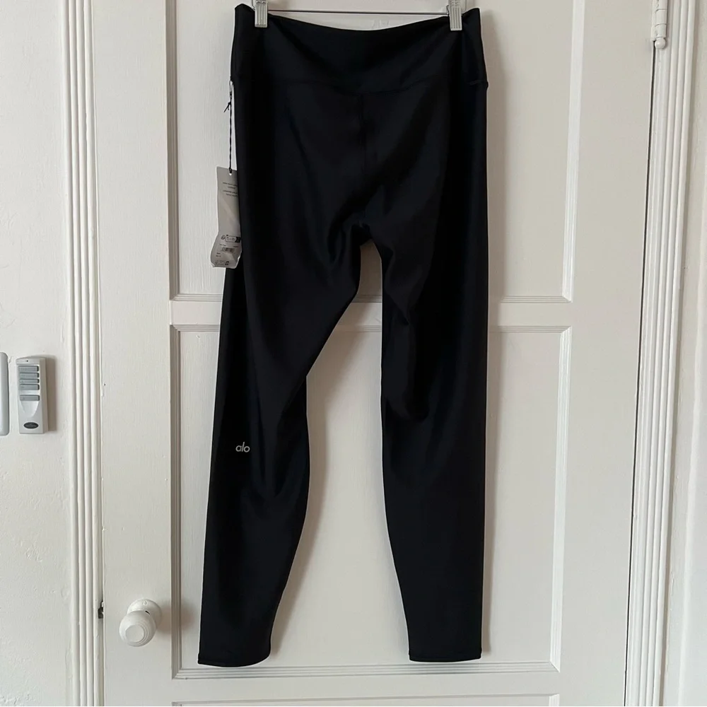 ALO Yoga nwt alo