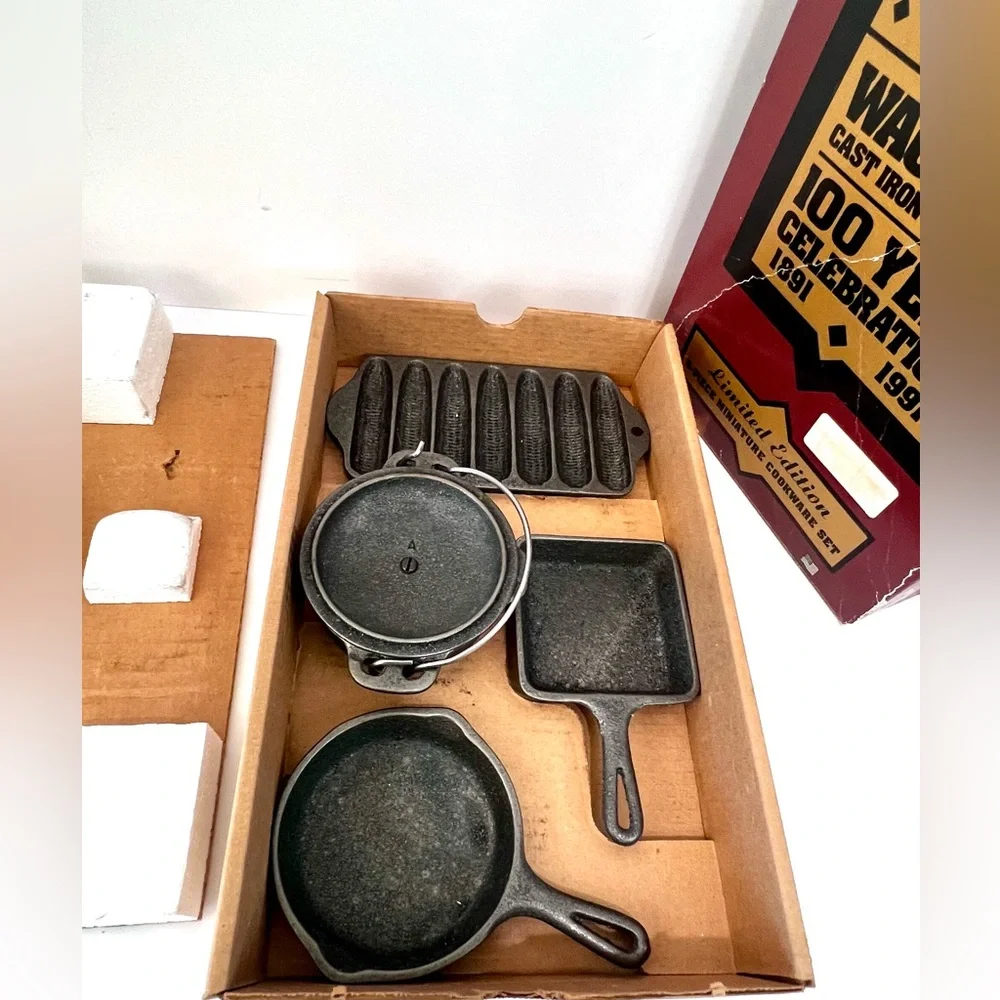Vintage WAGNER WARE 10YR ANNIVERSARY 1891 MINI 5 PIECE CAST IRON set