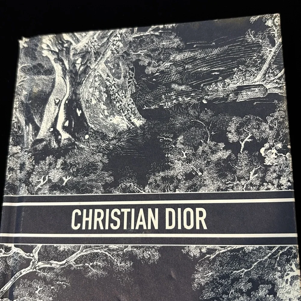 Dior christian lion