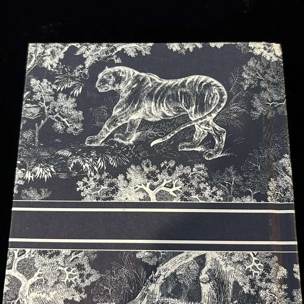 Dior christian lion