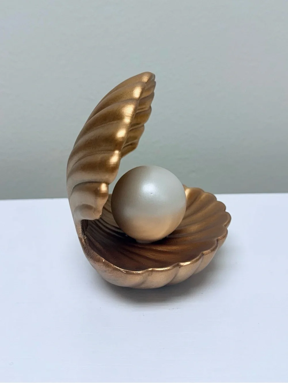 Target gold tone