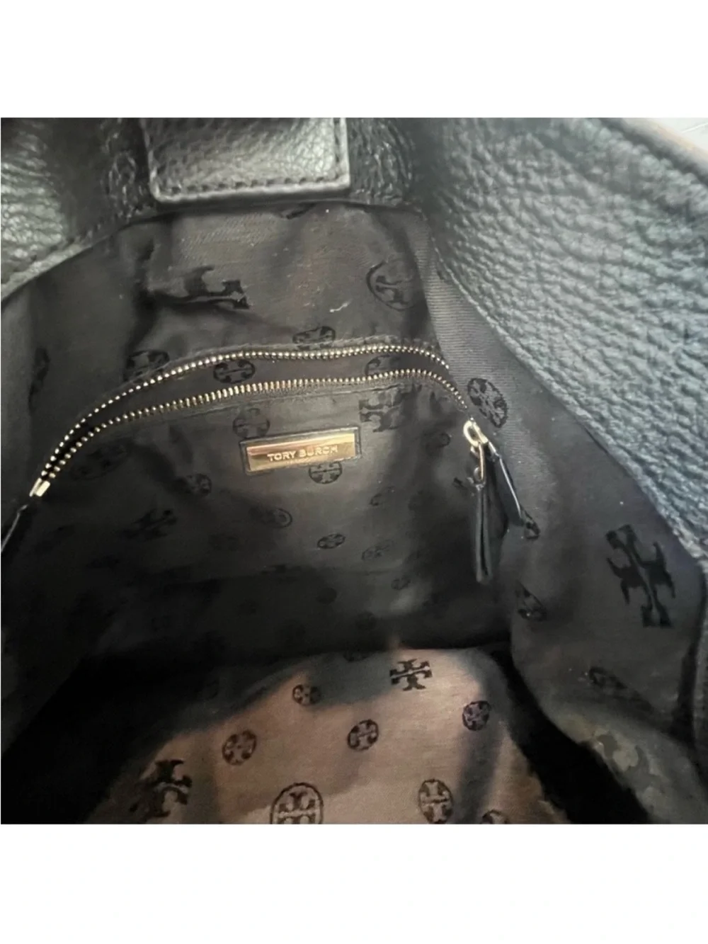 Tory Burch- Harper Tote Bag in Black Pebble Leather with Gold-Tone Hardware