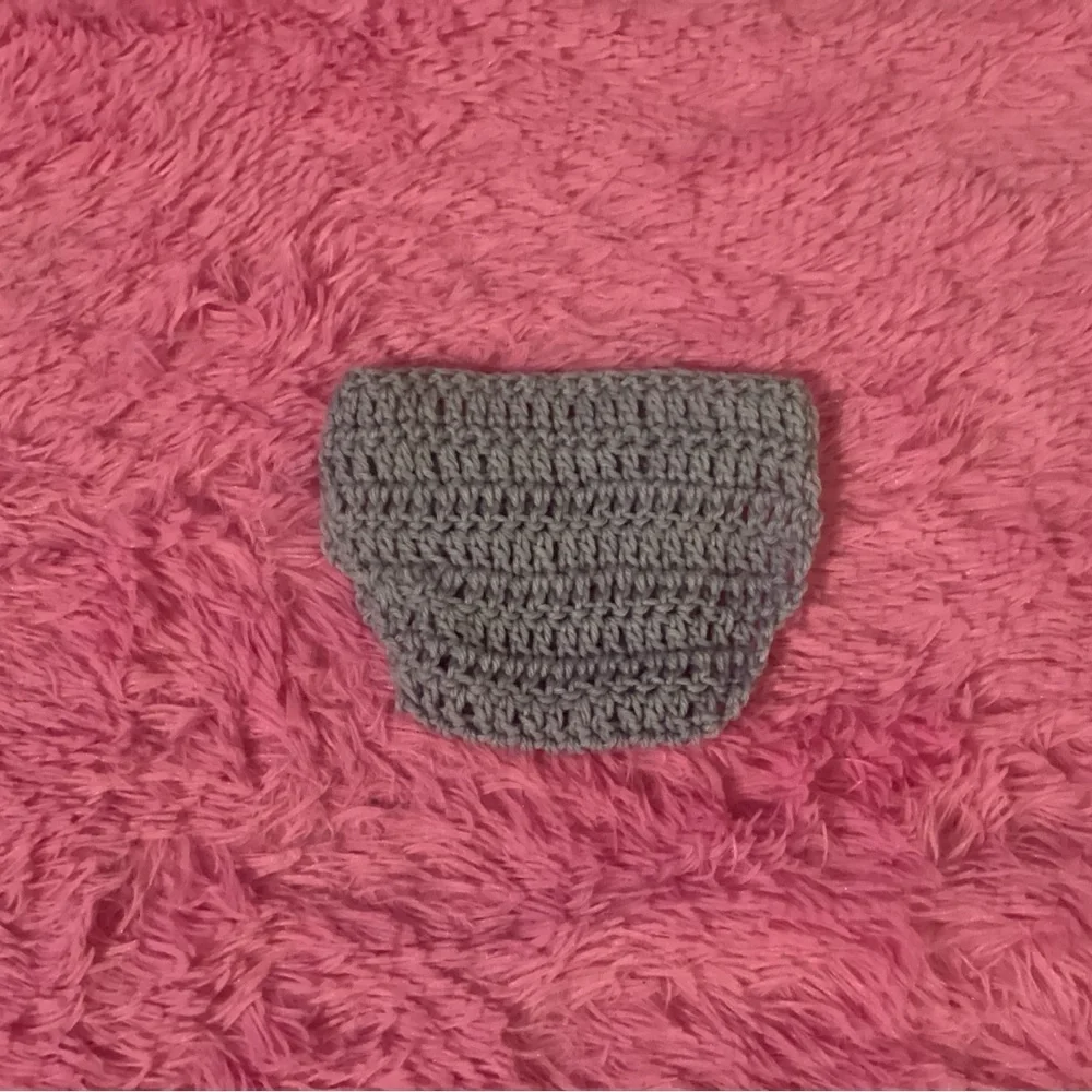 HANDCRAFTED, HAND CROCHETED DIAPER COVER, LAVENDER WITH WOODEN BUTTONS, NB-3M