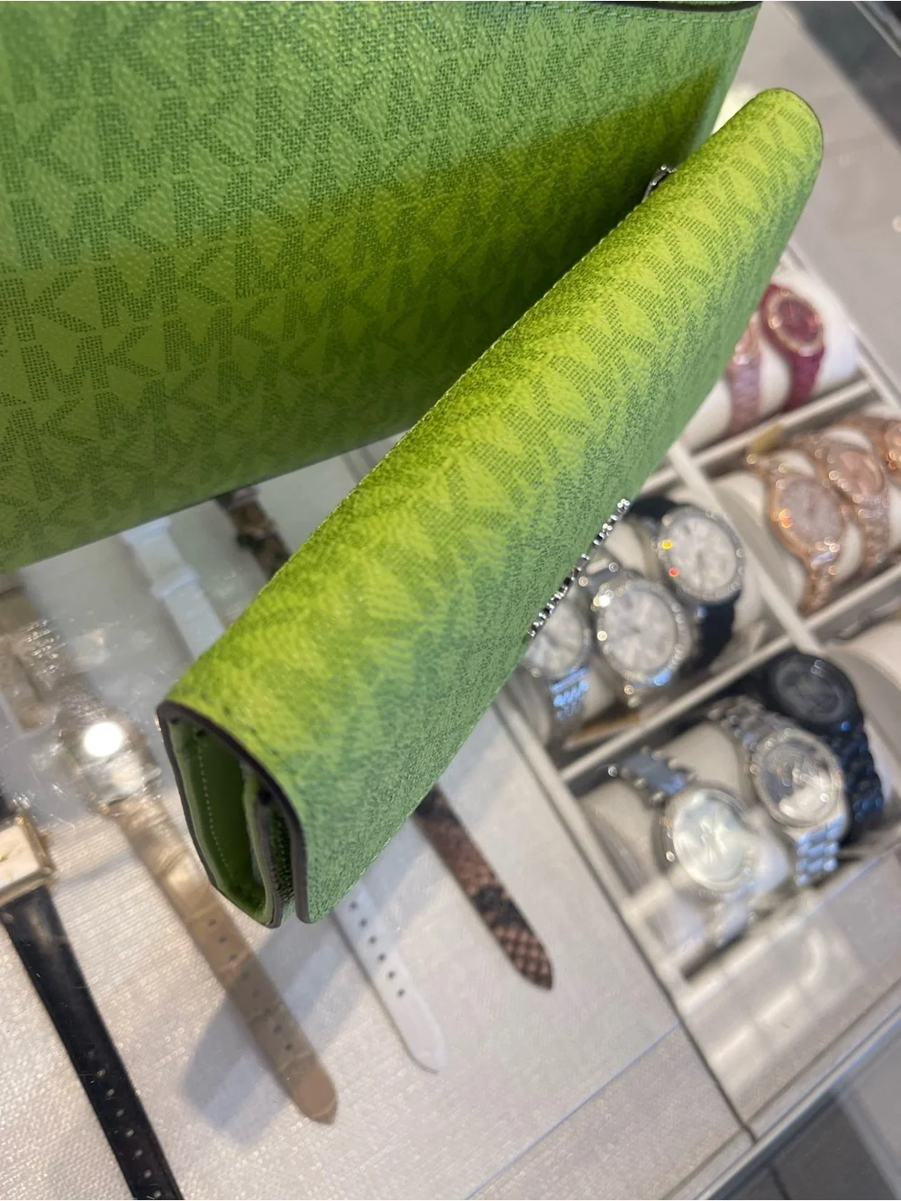 Michael KORS Jet Set Large Signature Logo Tri-Fold Wallet Trifold Lime NWT