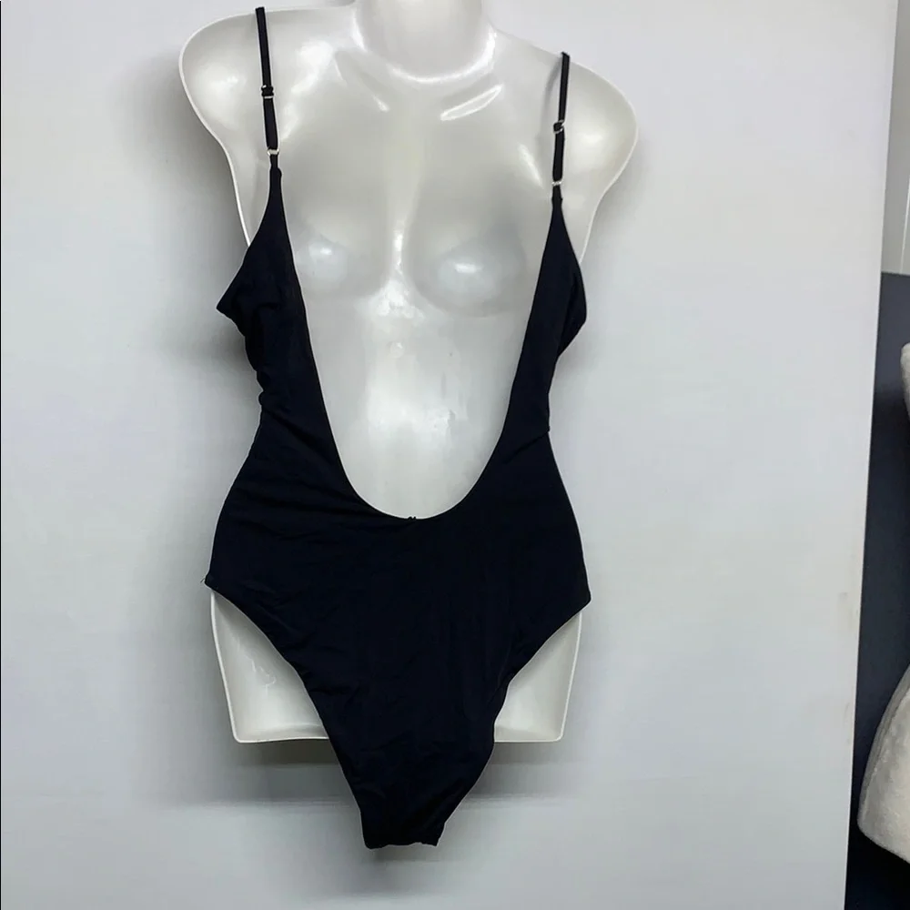 chic black