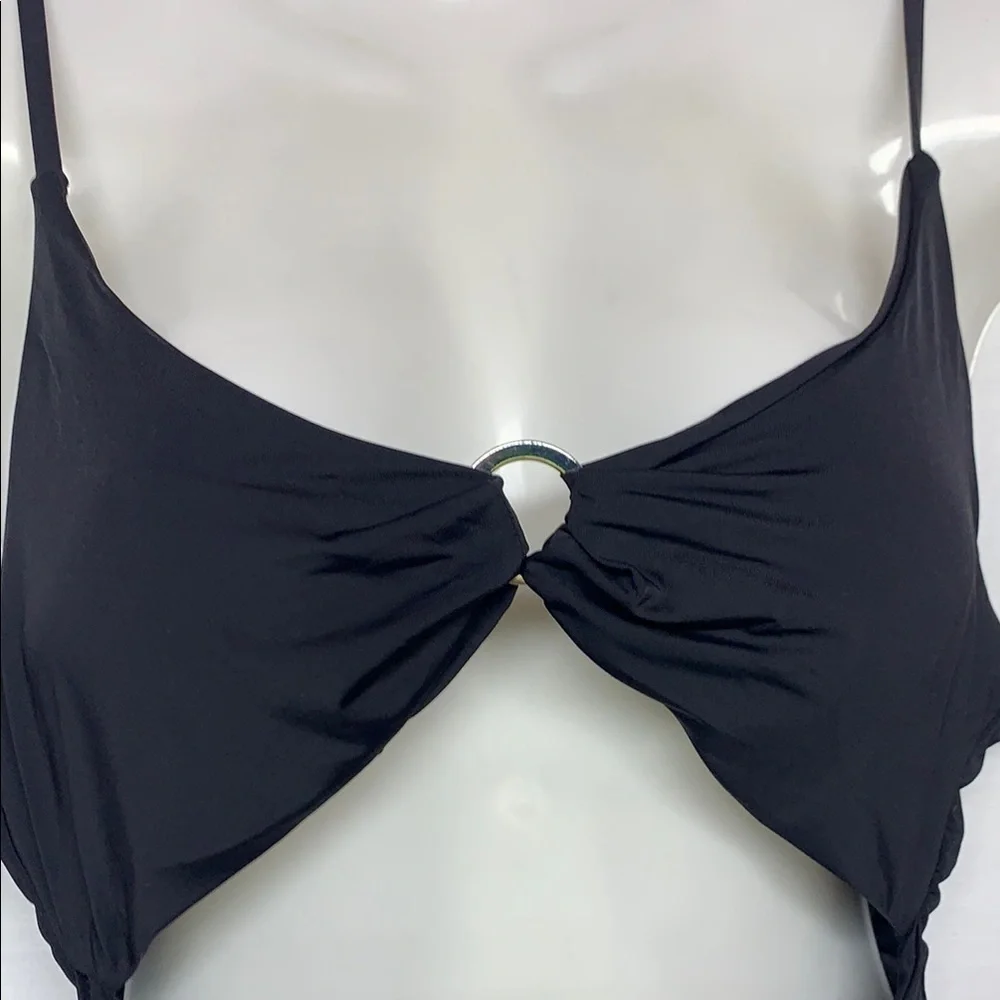 chic black
